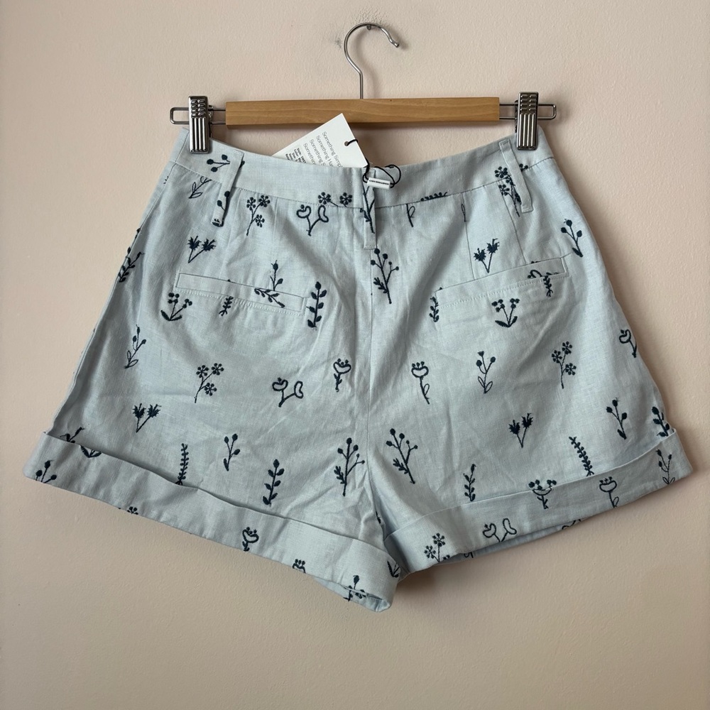 Something Navy Embroidered Tailored Shorts NWT - Picture 2 of 6